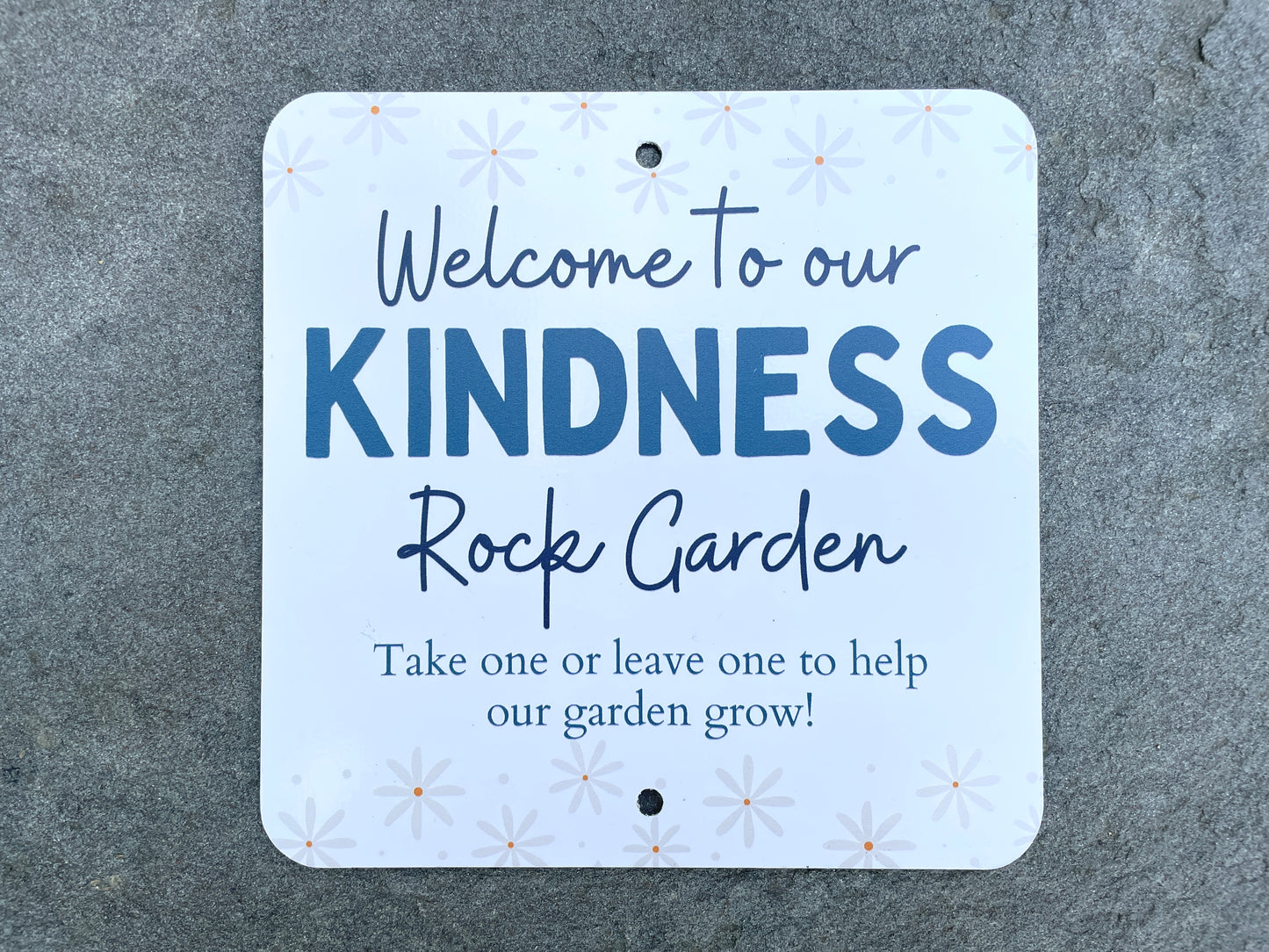 Kindness Rock Garden Sign - Blue Daisies -Daisy Sign - Spread Positivity with Kindness Rock Signs - Perfect for Your Garden!